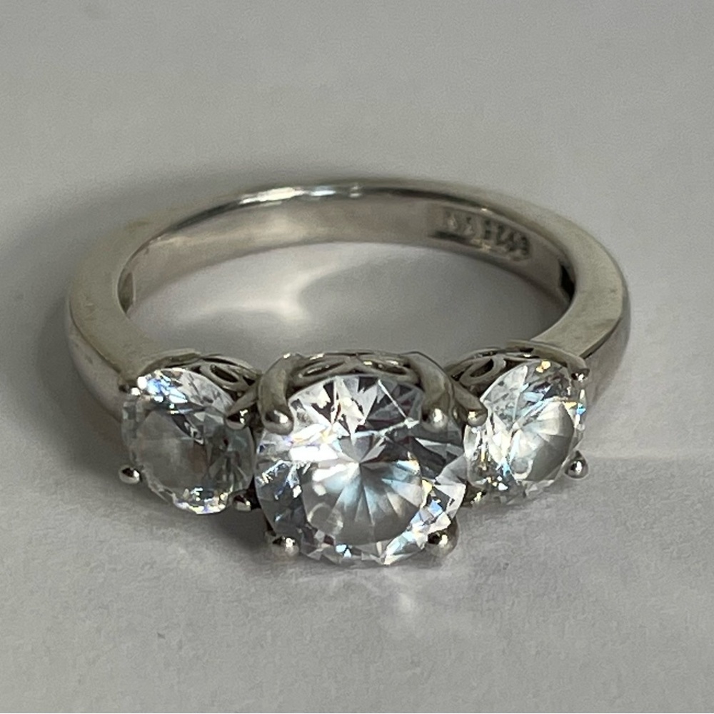 Designer VN Sterling Three Stone CZ Ring Size 7
